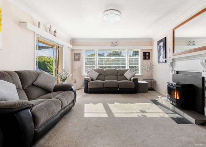  at 24 Hastie Avenue, Mangere Bridge, Auckland