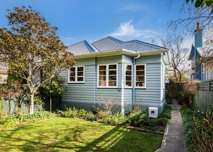  at 218 Muritai Road, Eastbourne, Lower Hutt, Wellington
