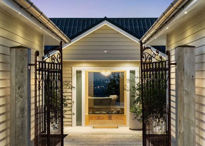  at 22 Lawrence Carter Drive, Bombay, Franklin, Auckland