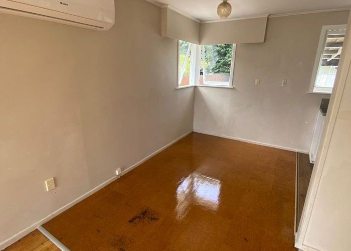  at 11 Glen Norman Ave, Henderson, Waitakere City, Auckland