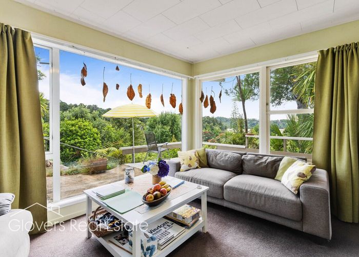  at 140 Victory Road, Laingholm, Auckland