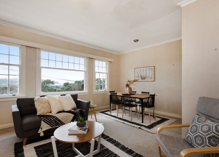  at 67 Mantell Street, Seatoun, Wellington