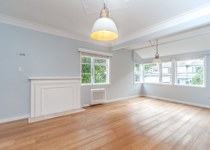  at 100 Barnard Street, Wadestown, Wellington
