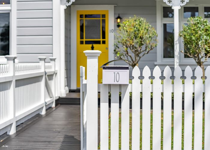  at 10 Manchester Street, Petone, Lower Hutt