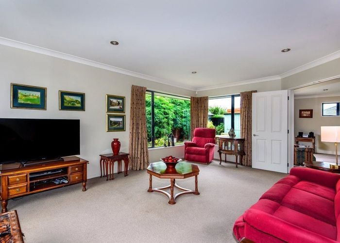  at 8 Sedgemoor Close, Burwood, Christchurch