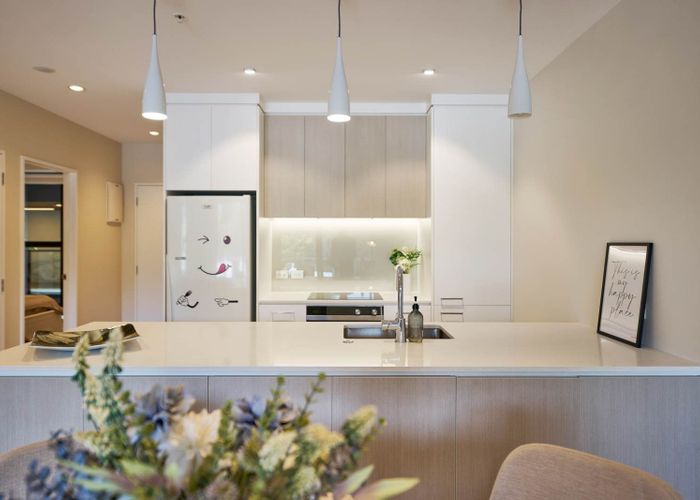  at 202/4 Bute Road, Browns Bay, North Shore City, Auckland