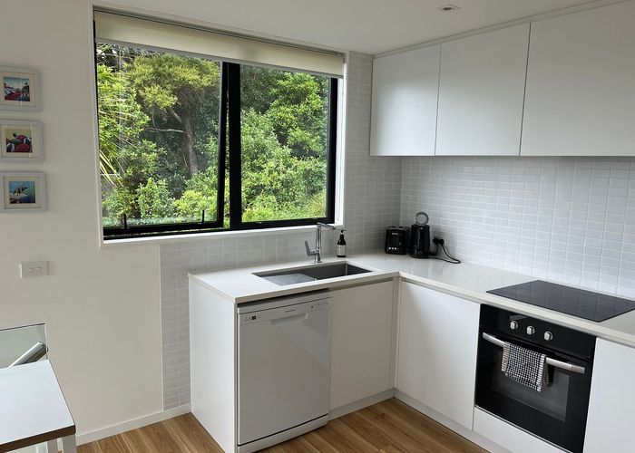  at 28 Lannan Road, Surfdale, Waiheke Island, Auckland