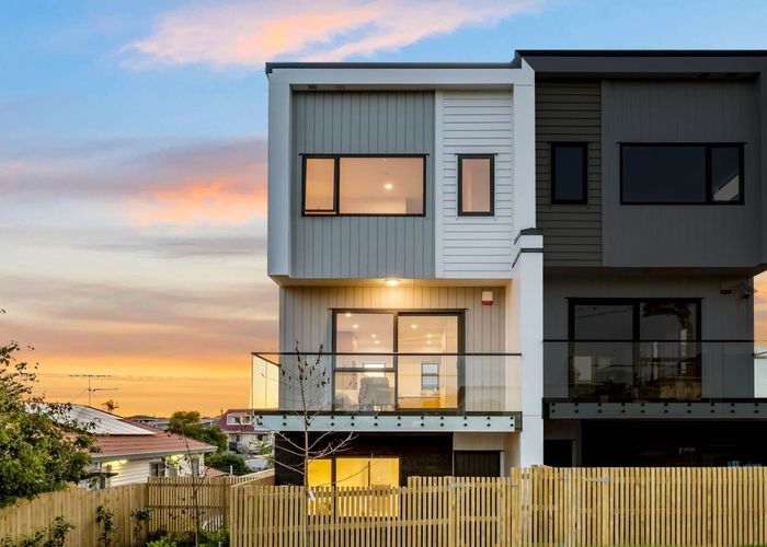  at 1/58 Hamlin Road, Mount Wellington, Auckland City, Auckland