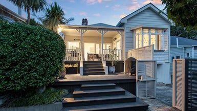  at 3 Pentland Avenue, Mount Eden, Auckland