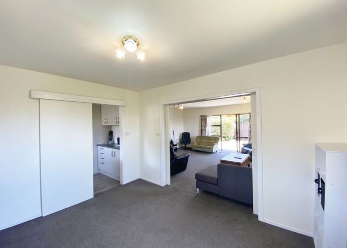  at 19 Lodge Pl, Ilam, Christchurch City, Canterbury