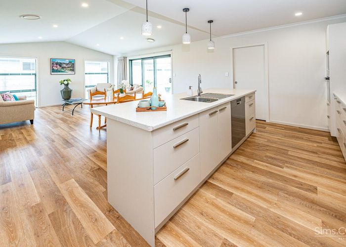  at 35 Sussex Road, Springvale, Whanganui