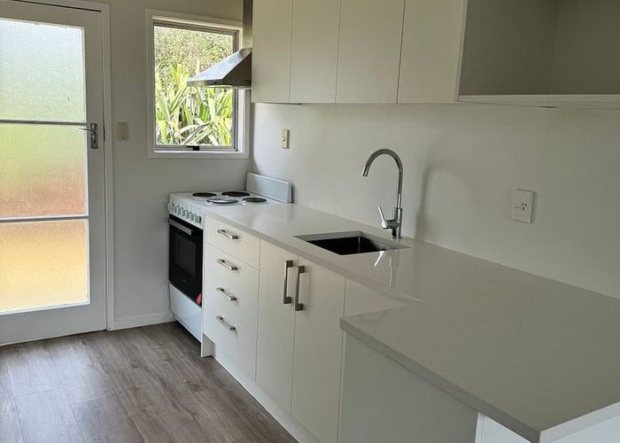  at 3/11A Bayside Avenue, Te Atatu Peninsula, Waitakere City, Auckland