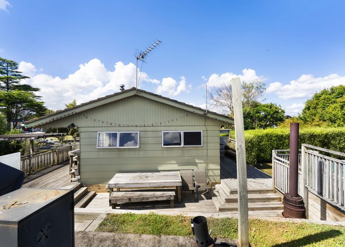  at 35 Balgowan Terrace, Conifer Grove, Takanini