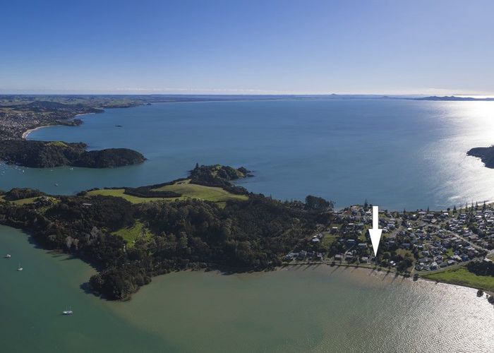  at 14 Marchant Road, Hihi