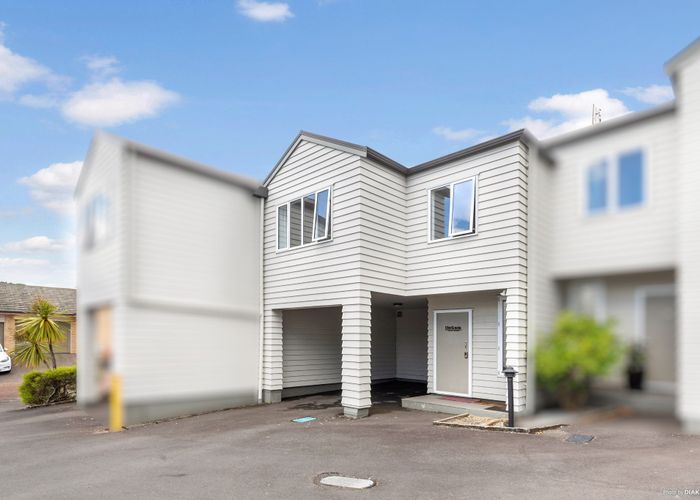  at 9/30 John Jennings Drive, Oteha, Auckland