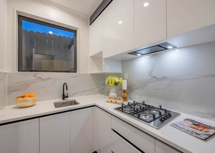  at 60A Bradbury Road, Botany Downs, Manukau City, Auckland