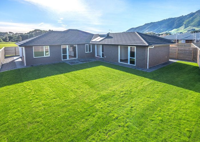  at 8 Kiwi Pukupuku Close, Waikanae, Kapiti Coast, Wellington