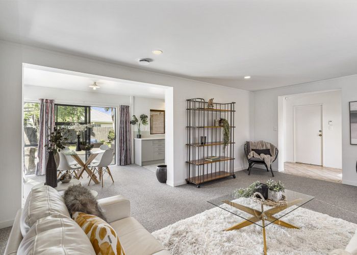  at 22 Davington Way, Burswood, Auckland