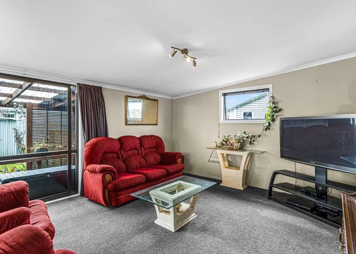  at 6 Porritt Place, Waipukurau, Waipukurau