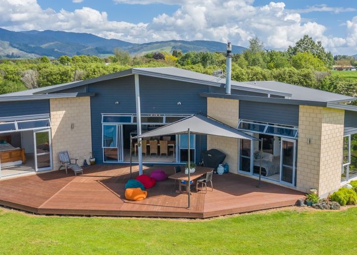  at 273E Kimberley Road, Levin