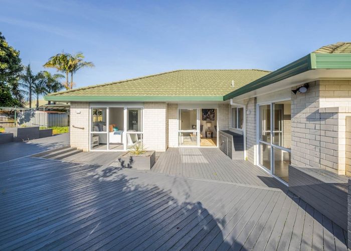  at 3 Orohena Close, Northpark, Manukau City, Auckland
