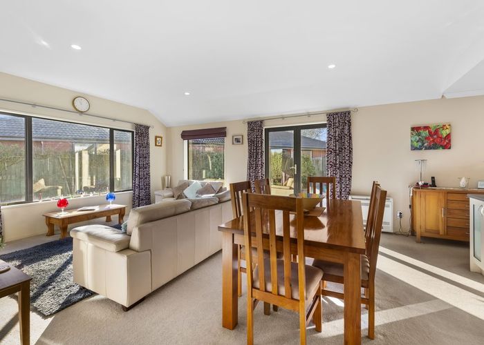  at 20 Pohutukawa Crescent, Parklands, Christchurch