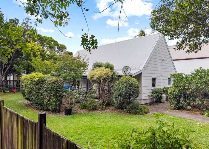  at 1/10 Longford Street, Mount Wellington, Auckland City, Auckland
