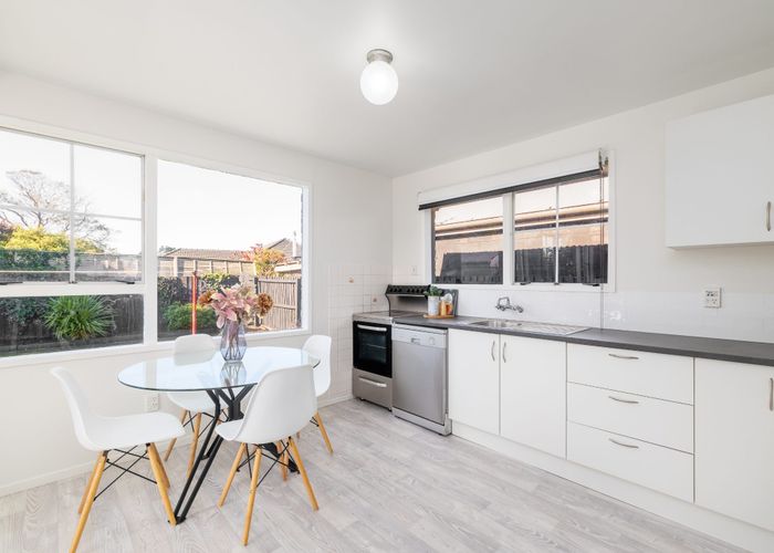  at 2/32 Lamorna Road, Parklands, Christchurch City, Canterbury