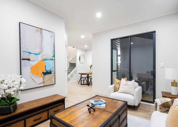 at 8E Andrew Road, Howick, Manukau City, Auckland