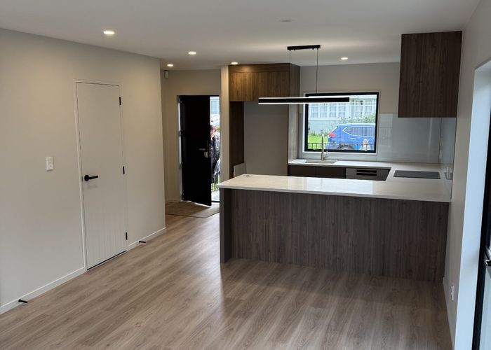  at 2/26 Alamein Road, Panmure, Auckland City, Auckland