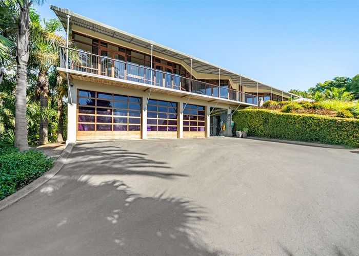  at 360 Paremata Road, Pauatahanui, Porirua, Wellington