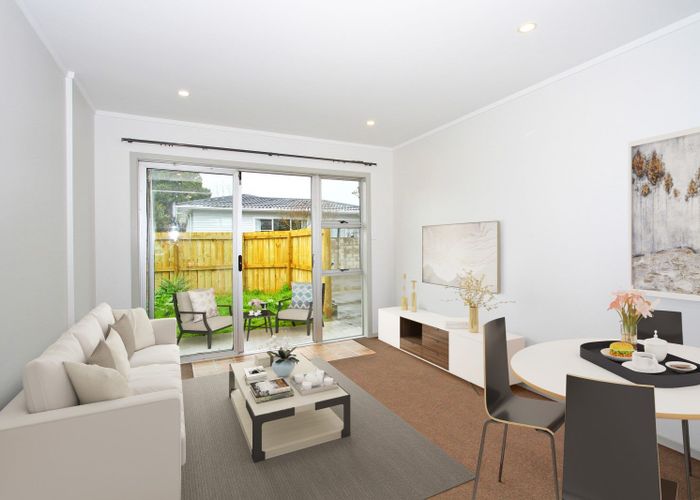  at 1/9 Vine Street, Mangere East, Auckland