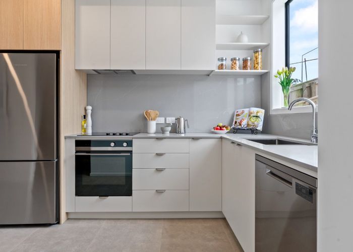  at 17 Ara Paripari, Tawa, Wellington, Wellington