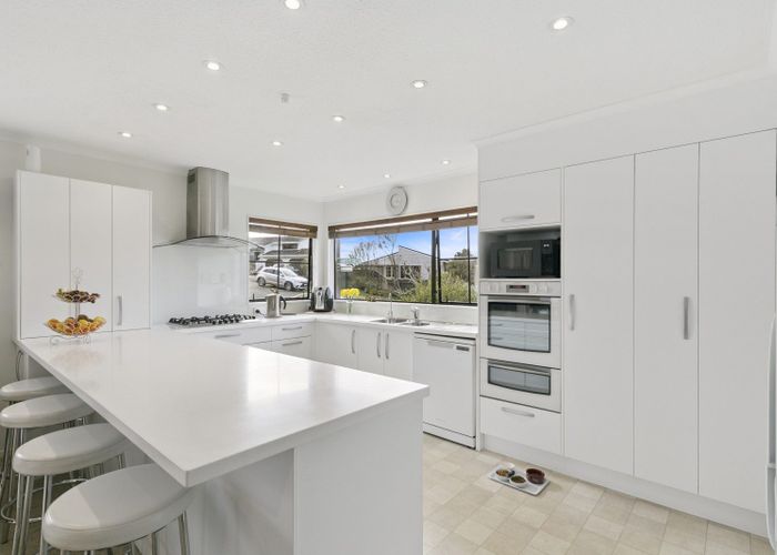  at 87 Victory Crescent, Tawa, Wellington, Wellington