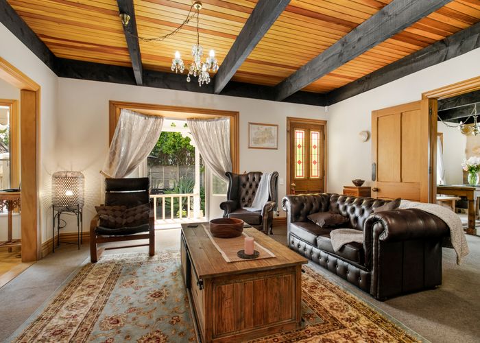  at 2 Brylee Drive, Conifer Grove, Takanini
