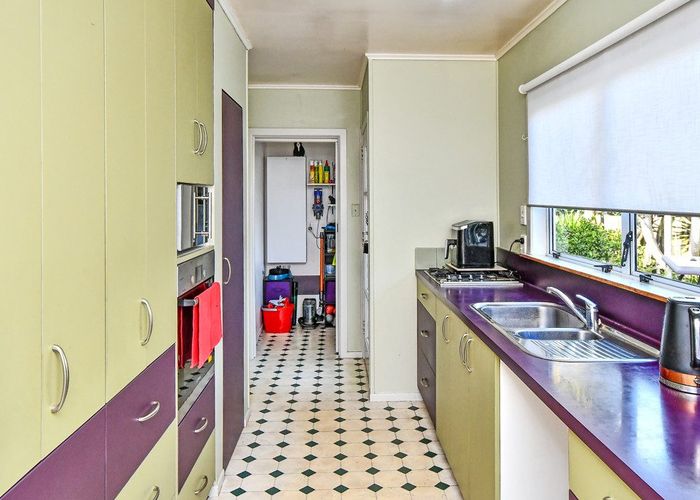  at 795 Te Atatu Road, Te Atatu Peninsula, Waitakere City, Auckland