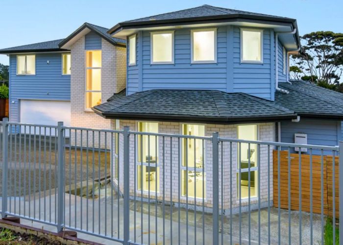  at 72 Bur Oak Terrace, Schnapper Rock, North Shore City, Auckland