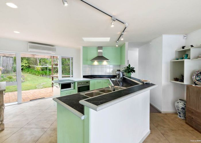  at 17 Pounamu Avenue, Greenhithe, Auckland