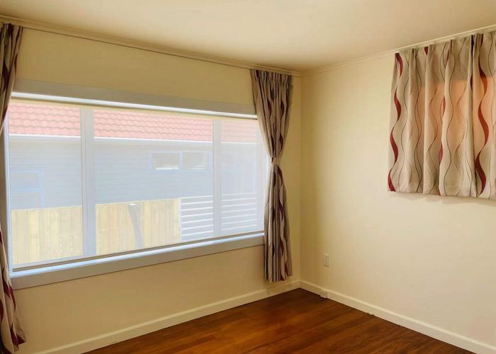  at 11 Waipani Road, Te Atatu Peninsula, Auckland