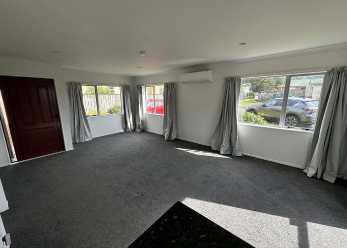  at 14 Pohutukawa Grove, Titahi Bay, Porirua