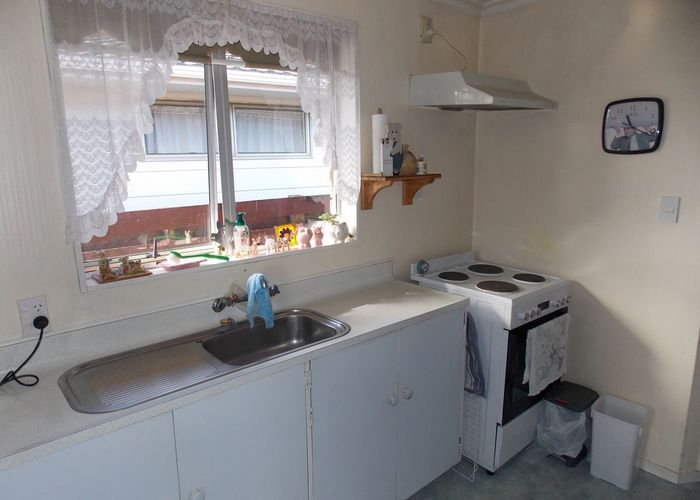  at 122 BENMORE AVENUE, Cloverlea, Palmerston North, Manawatu / Whanganui