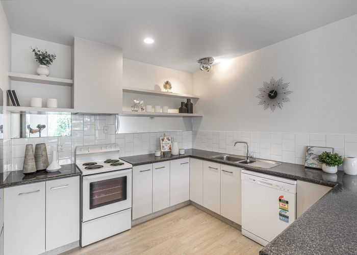  at 5/29 Meadowbank Road, Meadowbank, Auckland