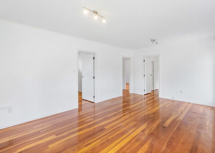  at 1/128b Taylors Road, Mount Albert, Auckland City, Auckland