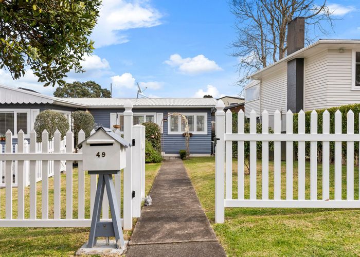  at 2/49 Waterloo Street, Howick, Manukau City, Auckland