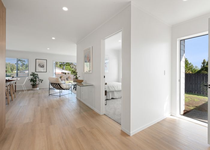  at 122A Lynwood Road, New Lynn, Auckland