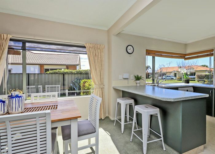  at 2 Addington Place, Taradale, Napier