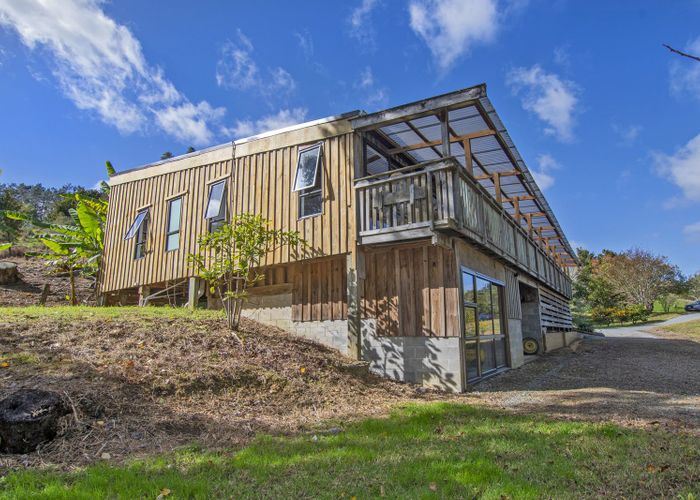  at 1214 Paparoa-Oakleigh Road, Taipuha, Paparoa