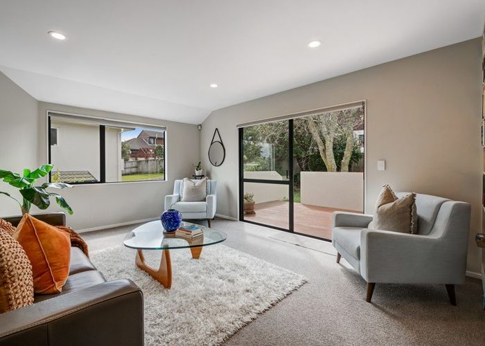  at 19 Calypso Way, Unsworth Heights, North Shore City, Auckland