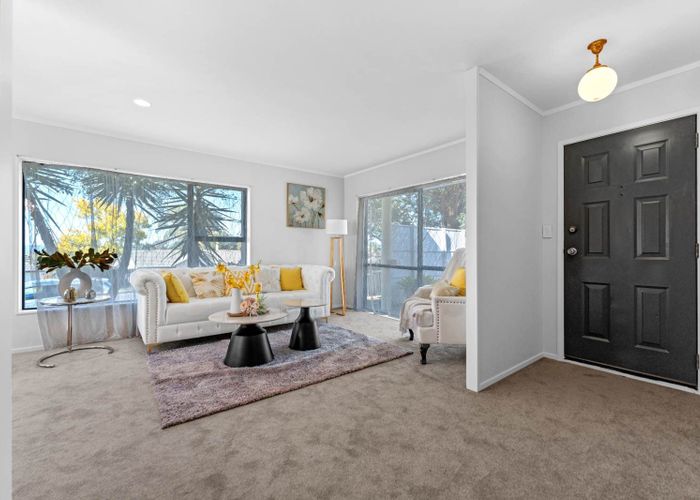  at 2 Skelton Avenue, Manurewa, Manukau City, Auckland