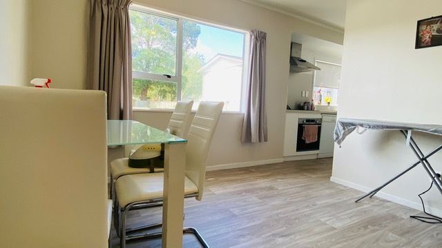  at 2/18 Elliott Avenue, Bayview, North Shore City, Auckland